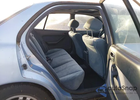 1992 Toyota Camry Xle z USA, uszkodzony, nr VIN JT2VK13E4N0114452